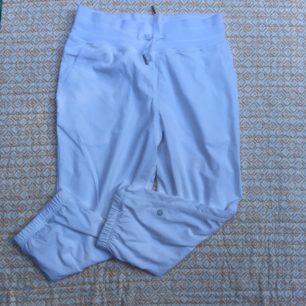 Lululemon White Dance Studio Crop II Lined